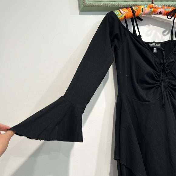 Current Mood Fairy / Dark Magic Black tier handkerchief hem cold shoulder mini - Picture 4 of 8